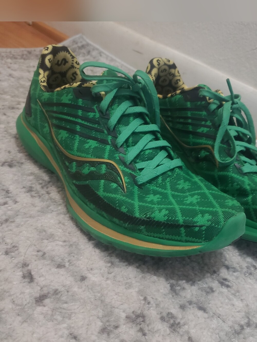 Women | Asics Shoes - Picture 11 of 11